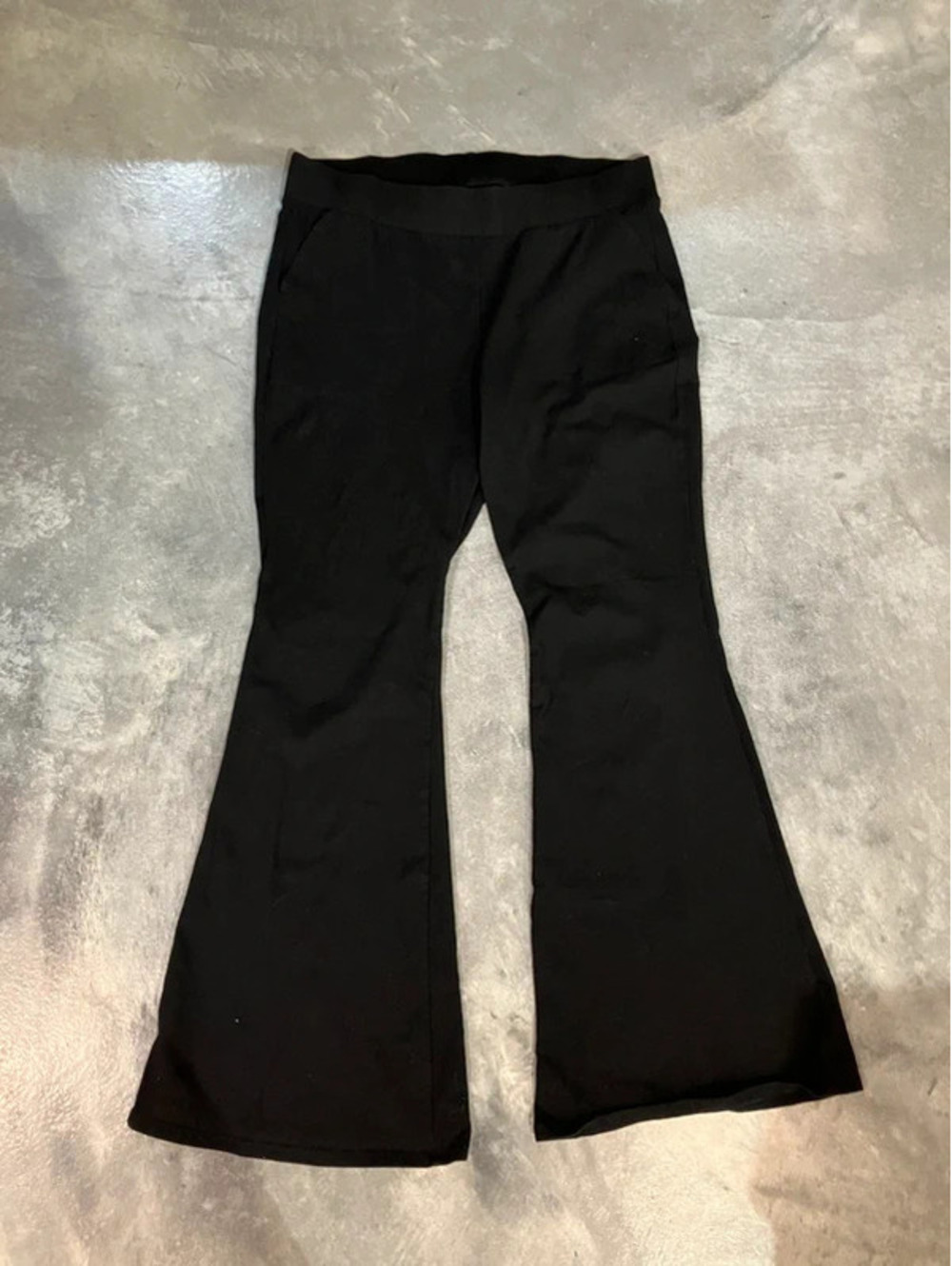 Torrid Womens 2 Plus 18 20 Black Flare Pants Pull On Stretch Cotton Pockets